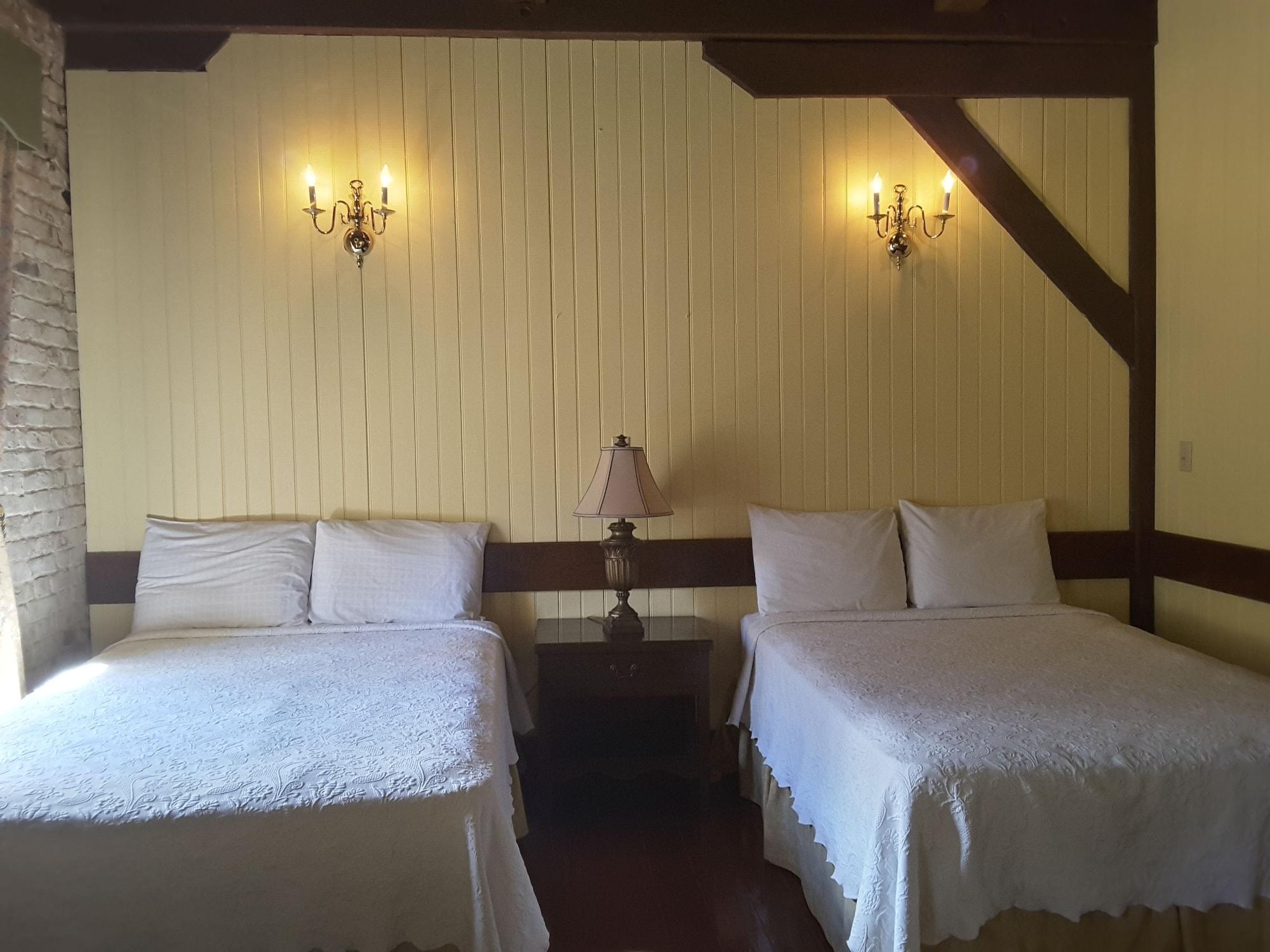 Copper And Lumber Store Hotel English Harbour Extérieur photo