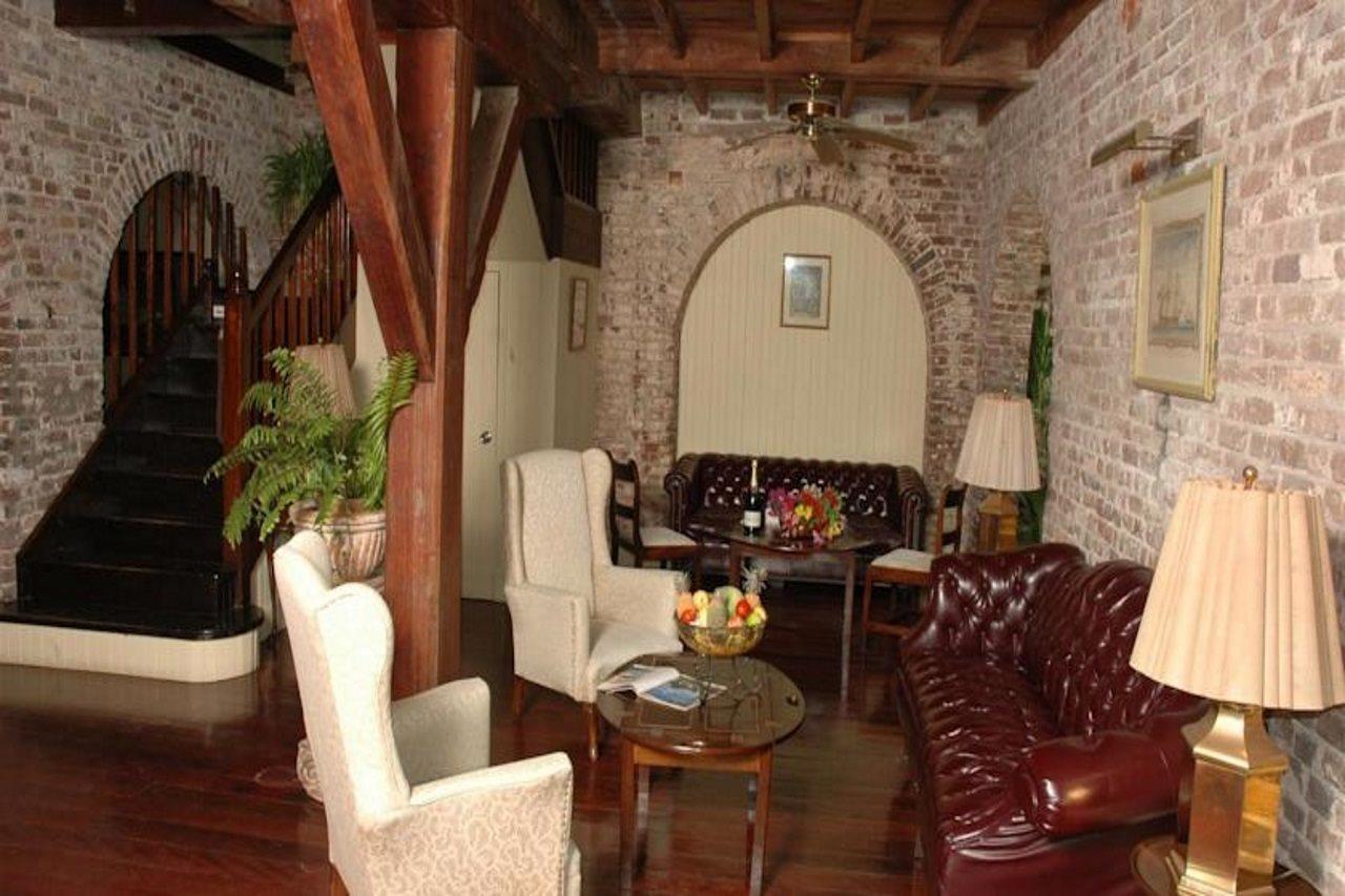 Copper And Lumber Store Hotel English Harbour Extérieur photo